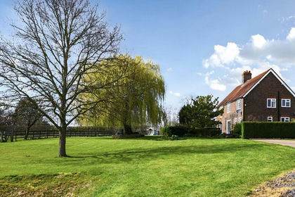 6.3 acres of Equestrian property for sale in Hunton