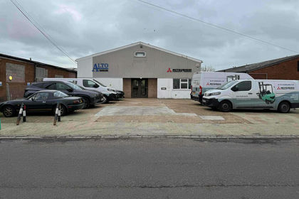 Warehouse for sale in Portsmouth North