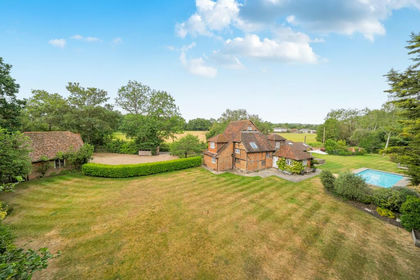 1 acre of House with Land for sale in Pirbright