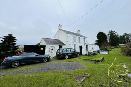 1.8 acres of Land for sale in Llanllyfni