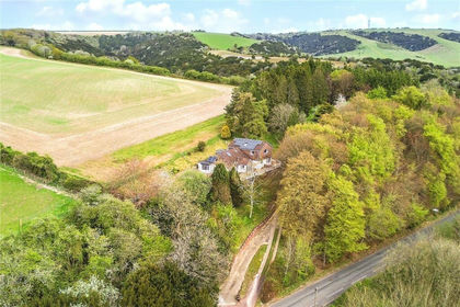 3.2 acres of House with Land for sale in Clanfield