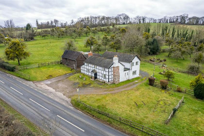 16 acres of Land for sale in Burghill