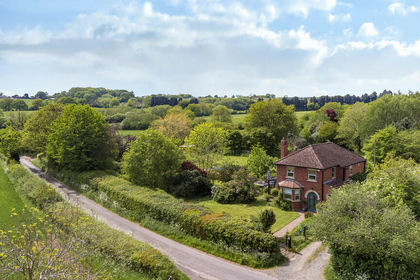 4.4 acres of House with Land for sale in Little Witley
