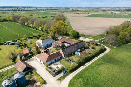 Barn Conversion for sale in Stokesby with Herringby