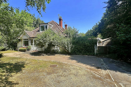 1.5 acres of House with Land for sale in Charlcombe