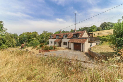 1.1 acres of House with Land for sale in Ashmansworth