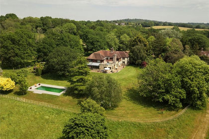 9.5 acres of House with Land for sale in Rotherfield