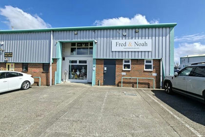 Warehouse for sale in Shotgate