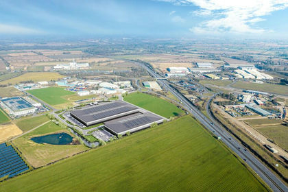 Warehouse for sale in Snetterton