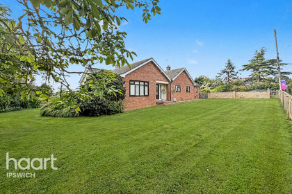 2 acres of House with Land for sale in Cransford