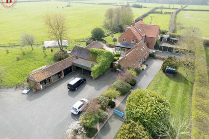 13 acres of House with Land for sale in Willoughby on the Wolds