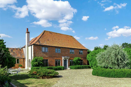 25 acres of Country Estate for sale in Keevil