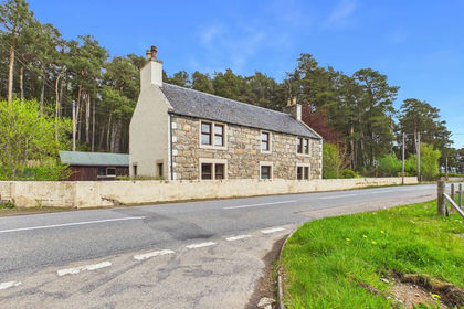 1 acre of House with Land for sale in Moray West, Nairn and Strathspey