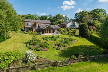 4 acres of Land for sale in Utkinton and Cotebrook