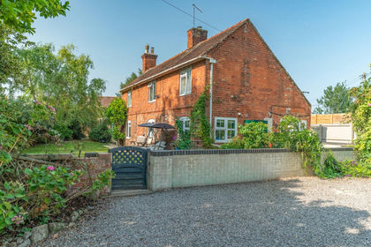 8 acres of Agricultural Land for sale in Tirley