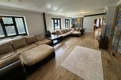 3 acres of House with Land for sale in Sunningdale
