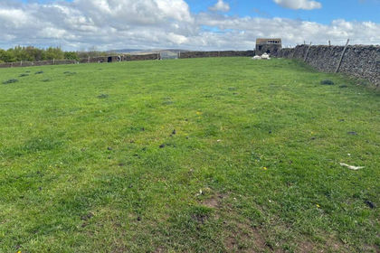 1.2 acres of Grazing Land for sale in Chapel-en-le-Frith