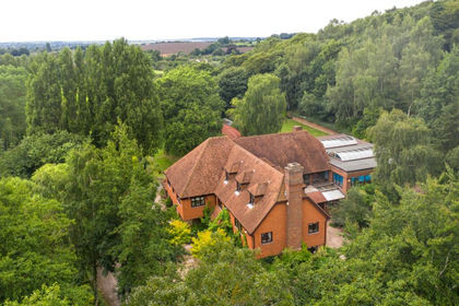 4.5 acres of House with Land for sale in Newington