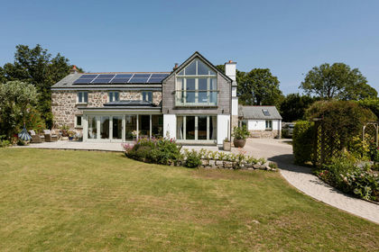 2.4 acres of House with Land for sale in Withiel