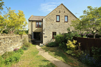 Barn Conversion for sale in Asthall