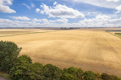 699 acres of Farm for sale in Misterton