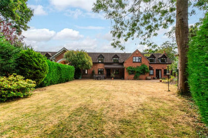 Barn Conversion for sale in Pitsford
