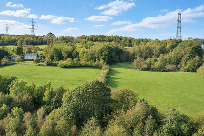 9 acres of House with Land for sale in Llanfair Talhaiarn