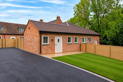 Barn Conversion for sale in Ab Kettleby