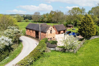 Barn Conversion for sale in Saredon