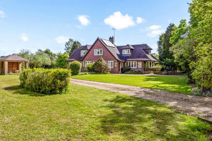 3.7 acres of House with Land for sale in Thakeham