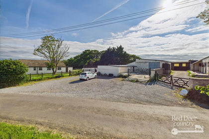 1.7 acres of Smallholding for sale in Bridgwater