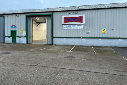 Warehouse for sale in Enfield North
