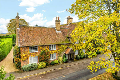 1.3 acres of Land for sale in Milton Bryan