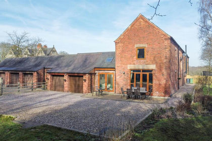 Land for sale in Ripley