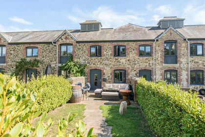 Barn Conversion for sale in Brixton