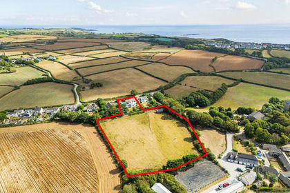 2.8 acres of House with Land for sale in St. Hilary