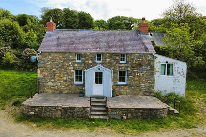 40 acres of Farmhouse for sale in Dinas Cross