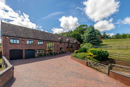 Barn Conversion for sale in Himley
