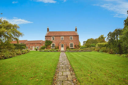 3 acres of Land for sale in Welton le Marsh