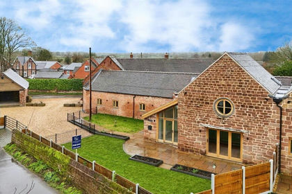 Barn Conversion for sale in Chetwynd