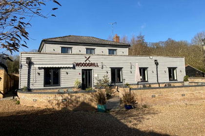 Pub for sale in Croydon