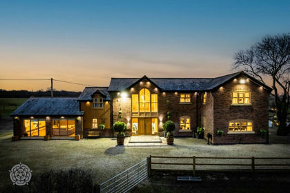 6 acres of House with Land for sale in Westhoughton