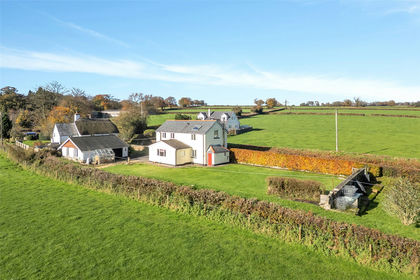 1.3 acres of Cottage for sale in Honiton