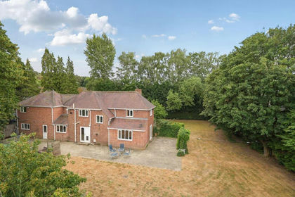 6.1 acres of House with Land for sale in Wolverley and Cookley