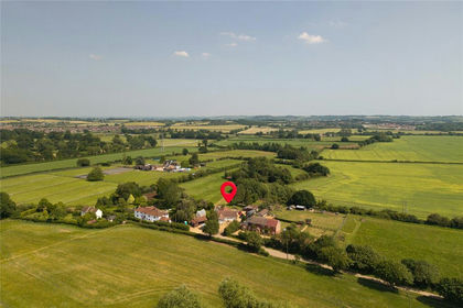 4.9 acres of House with Land for sale in Tingrith