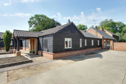 Barn Conversion for sale in Elm
