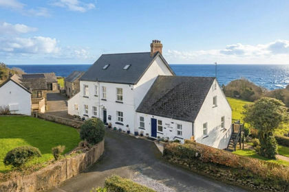 8.9 acres of Agricultural Land for sale in Amroth