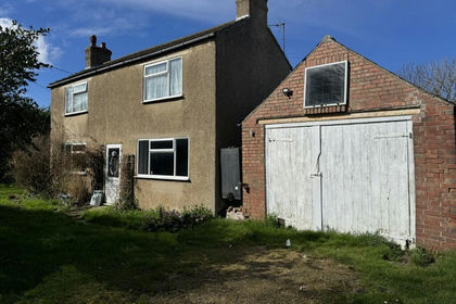 1.3 acres of House with Land for sale in Wisbech St. Mary