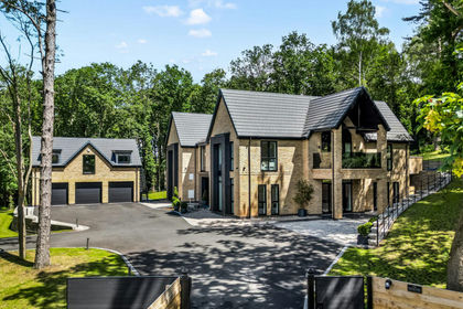 3 acres of House with Land for sale in Mansfield
