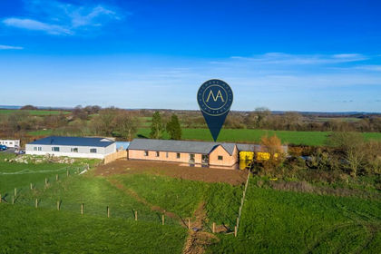 Land for sale in Chulmleigh